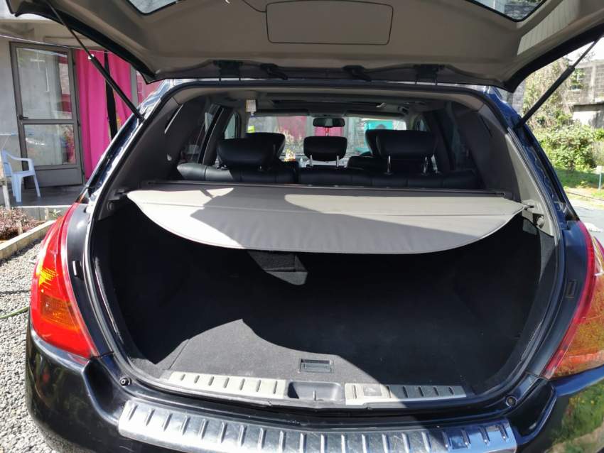 Urgent Sale Nissan Murano - 7 - SUV Cars  on Aster Vender