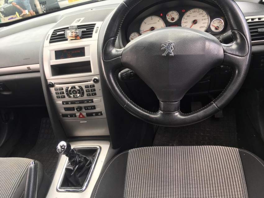 Peugeot 407 Year 09 - 3 - Luxury Cars  on Aster Vender