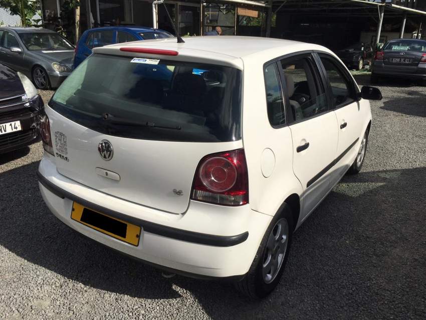 Volkswagen pollo Year 09 - 3 - Compact cars  on Aster Vender