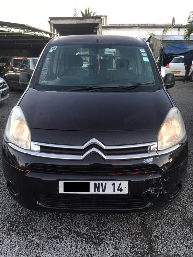 Citroen Berlingo Year 14 - 8 - Cargo Van (Delivery Van)  on Aster Vender