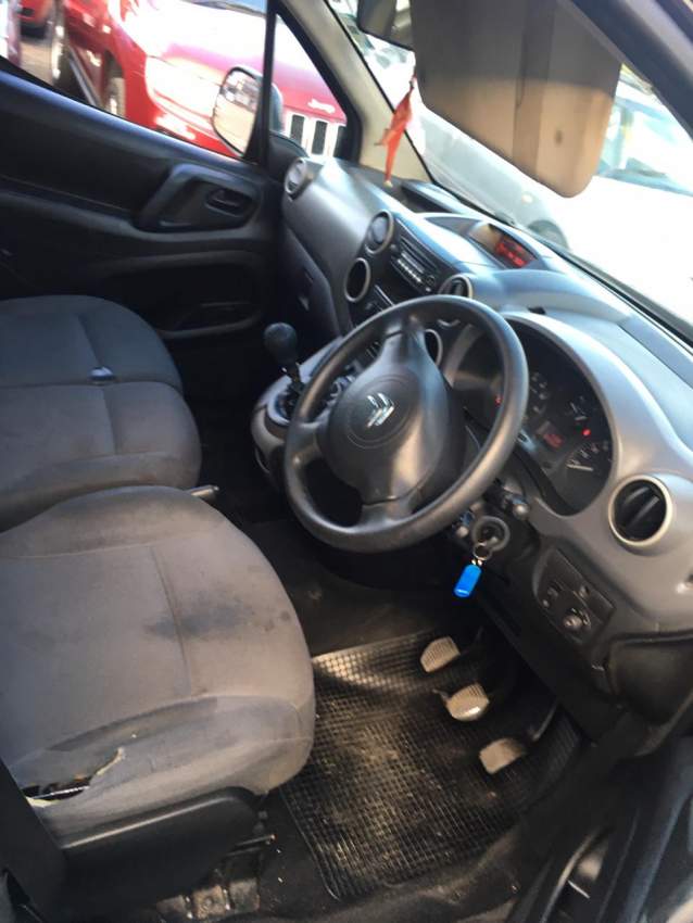 Citroen Berlingo Year 14 - 4 - Cargo Van (Delivery Van)  on Aster Vender