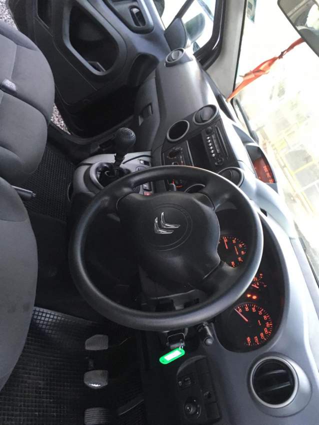 Citroen Berlingo Year 14 - 7 - Cargo Van (Delivery Van)  on Aster Vender