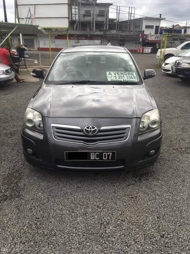 Toyota Avensis Year 07 - 7 - Family Cars  on Aster Vender
