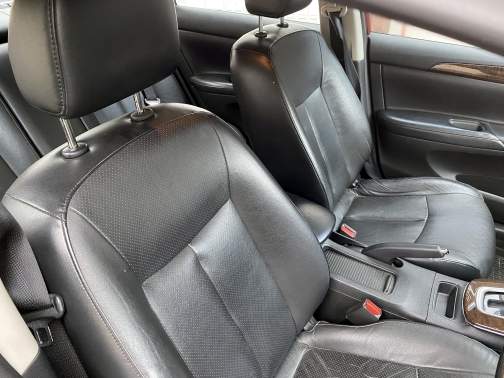 Nissan Sentra 1.6 Automatic - Fully Executive - OC 13 - 3 - Family Cars  on Aster Vender