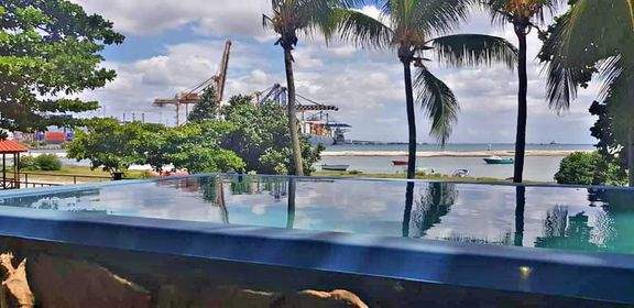 BEACHFRONT VILLA ON SALE IN TOMBEAU BAY - 5 - Beach Houses  on Aster Vender