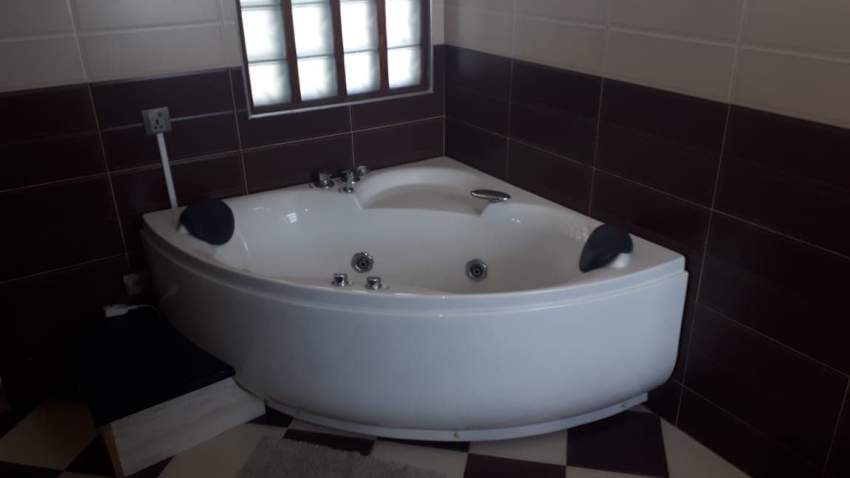 A STUDIO ON SALE IN PORT LOUIS / UN STUDIO A VENDRE A PORT LOUIS Rs 2. - 4 - Apartments  on Aster Vender