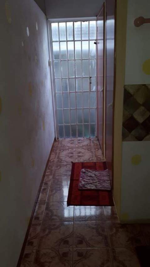 HOUSE ON SALE / MAISON A VENDRE - 7 - House  on Aster Vender