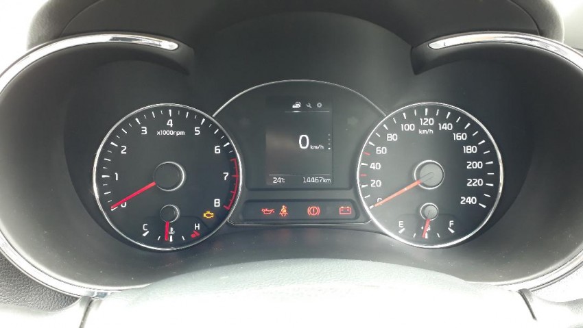 KIA CERATO Sedan  SX 4 DR Saloon 1.6  M/T - 1 - Family Cars  on Aster Vender