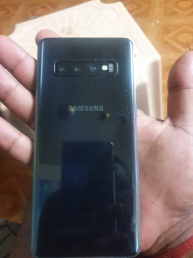 Samsung galaxy s10e - 4 - Android Phones  on Aster Vender