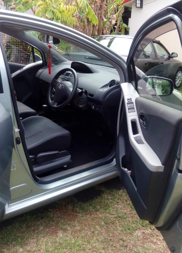 Toyota Vitz 2009 1.29L Automatic - 3 - Compact cars  on Aster Vender