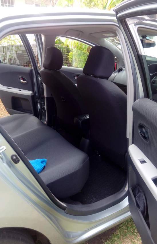 Toyota Vitz 2009 1.29L Automatic - 2 - Compact cars  on Aster Vender