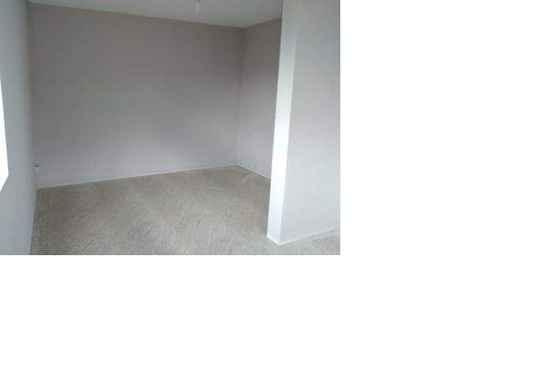 A STUDIO ON RENT IN COROMANDEL - 4 - Room in House  on Aster Vender