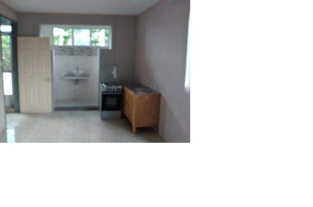 A STUDIO ON RENT IN COROMANDEL - 1 - Room in House  on Aster Vender