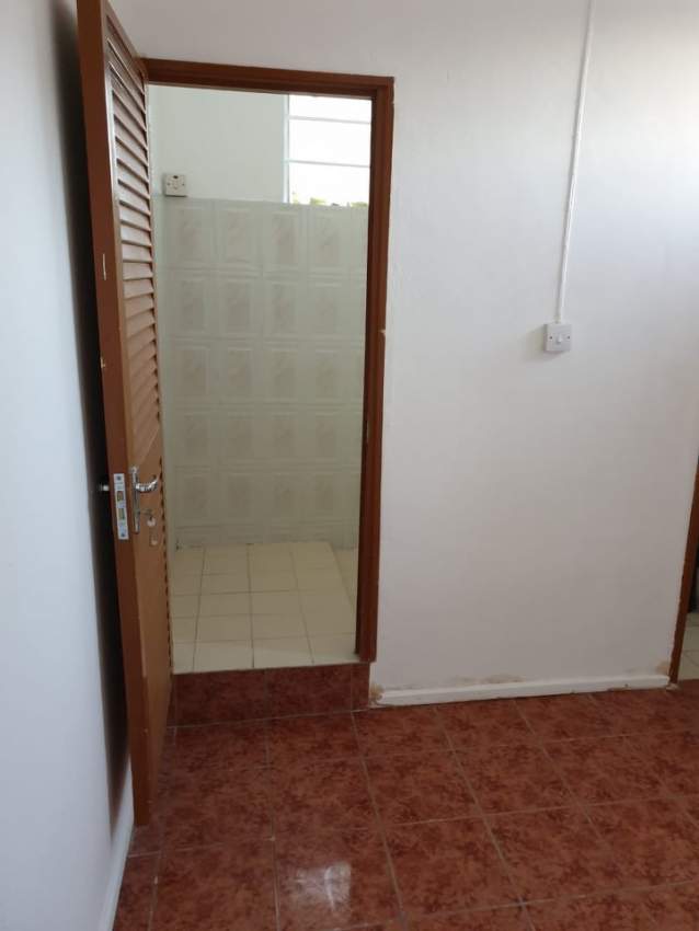 APPARTEMENT A VENDRE A ROSE-HILL/ APARTMENT ON SALE AT ROSE-HILL RS 3. - 1 - Apartments  on Aster Vender