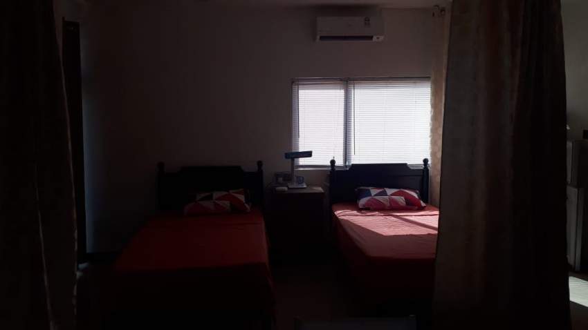 A STUDIO ON SALE IN PORT LOUIS / UN STUDIO A VENDRE A PORT LOUIS Rs 2. - 1 - Room in House  on Aster Vender