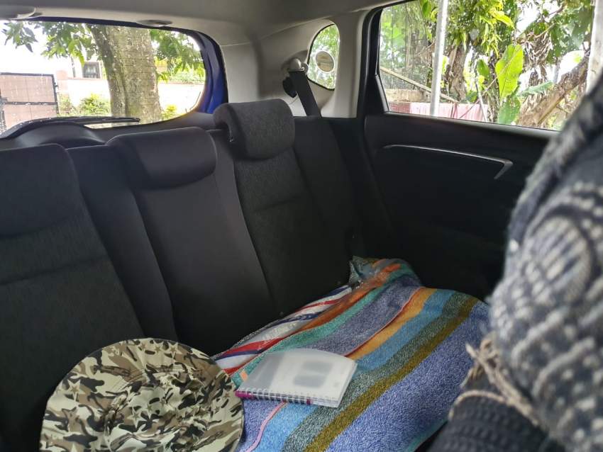 Urgent Sale! Honda Fit - 3 - Family Cars  on Aster Vender