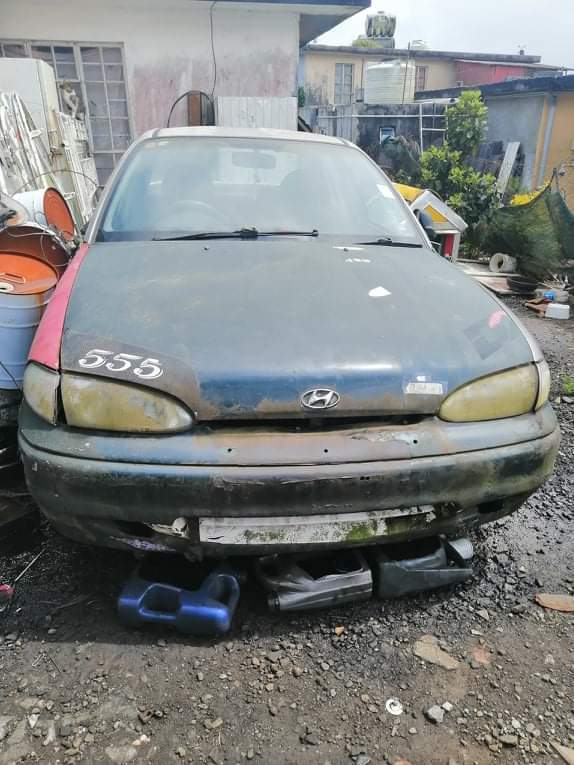 Hyundai for sale.(piece or scrap) - 1 - Family Cars  on Aster Vender