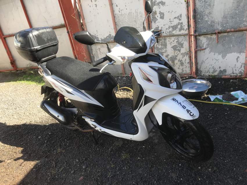 Sym 150cc Automatic - 1 - Scooters (above 50cc)  on Aster Vender