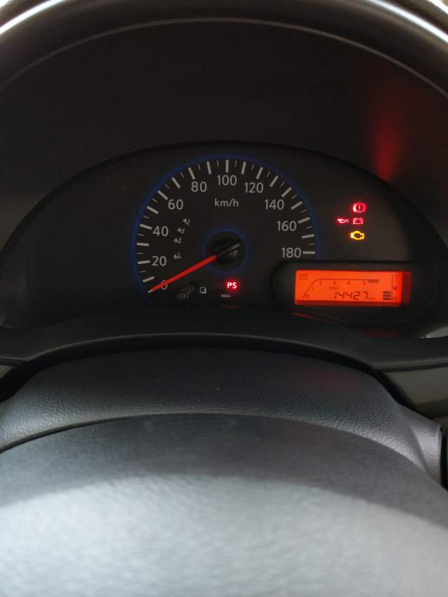 Datsun go - 3 - Compact cars  on Aster Vender