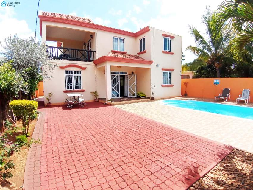 Homely 4 bedrooms family villa for long term rental on Aster Vender