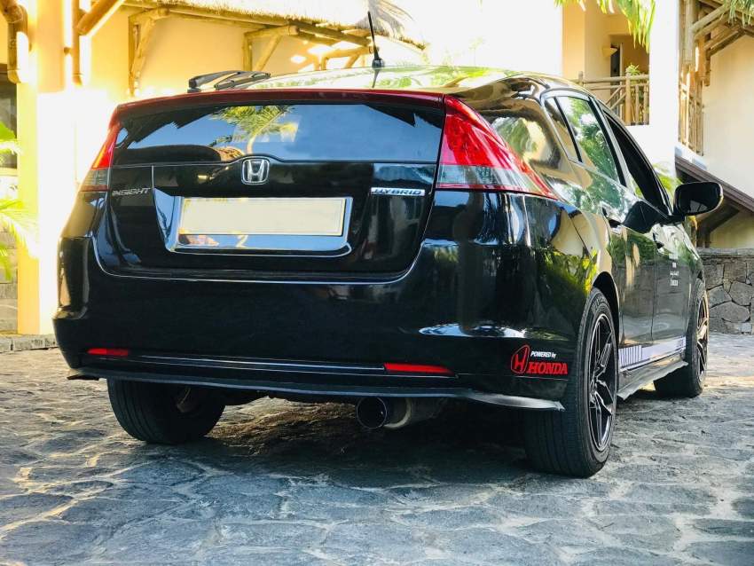 Honda Insight Year 2009 Limited Edition on Aster Vender