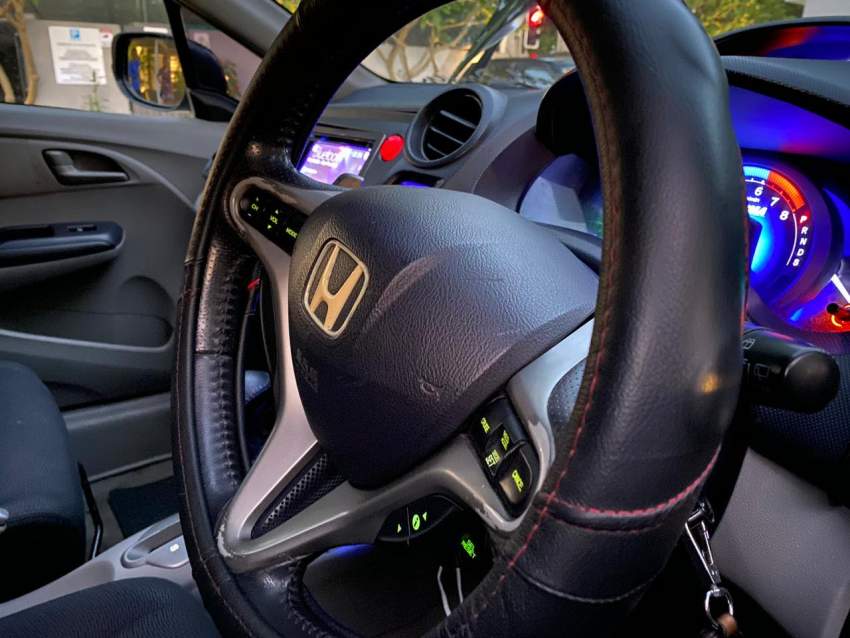 Honda Insight Year 2009 Limited Edition - 7 - Family Cars  on Aster Vender