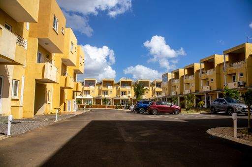 DUPLEX ON SALE Rs4.6M neg. - 6 - Apartments  on Aster Vender