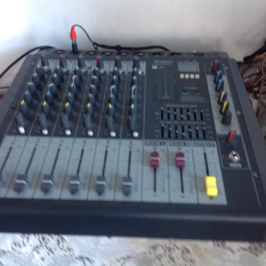 Speakers  - 2 - Other Musical Equipment  on Aster Vender