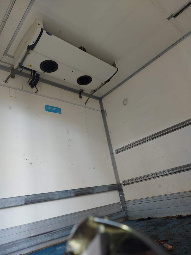 Box refrigerator - 1 - Refrigerated trucks  on Aster Vender