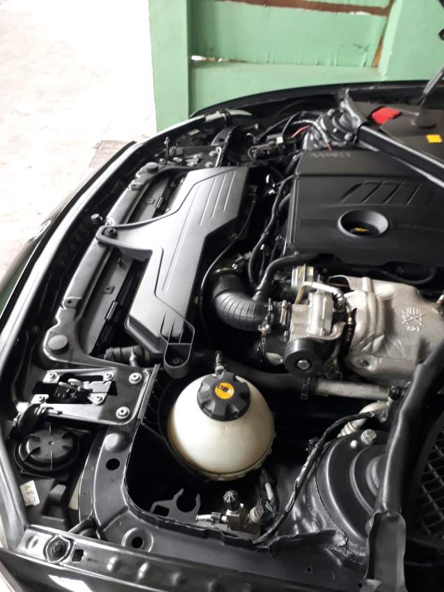 BMW 116i - 3 - Luxury Cars  on Aster Vender