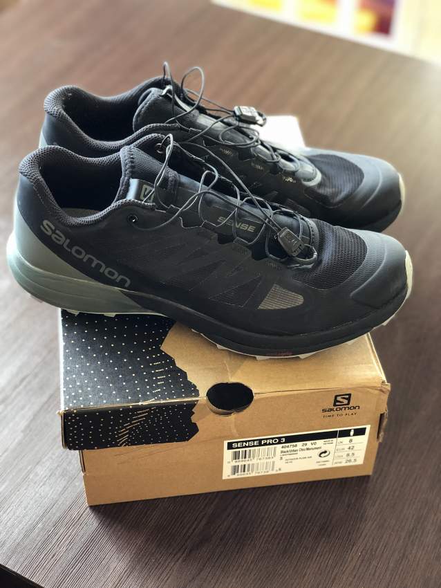 NEUF ! Chaussures SALOMON Trail Running - 42 - 1 - Sports shoes  on Aster Vender