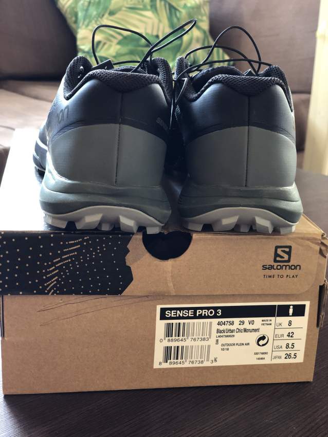 NEUF ! Chaussures SALOMON Trail Running - 42 - 0 - Sports shoes  on Aster Vender