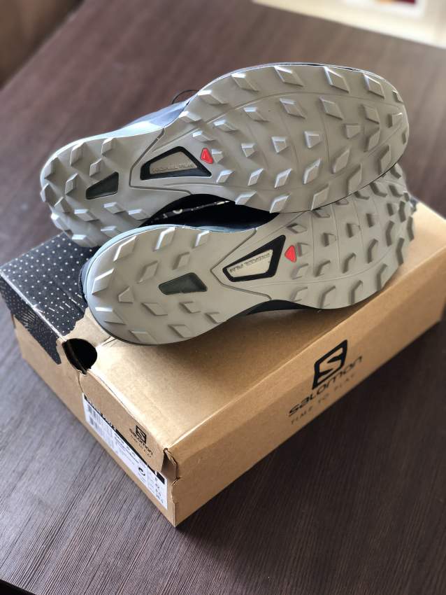 NEUF ! Chaussures SALOMON Trail Running - 42 - 2 - Sports shoes  on Aster Vender