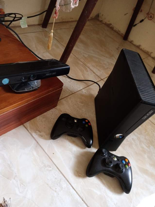 Xbox 360 - 0 - Xbox 360  on Aster Vender