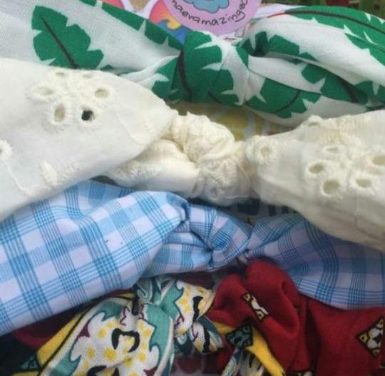 Pack of 4 summer scrunchies - 2 - Handmade  on Aster Vender