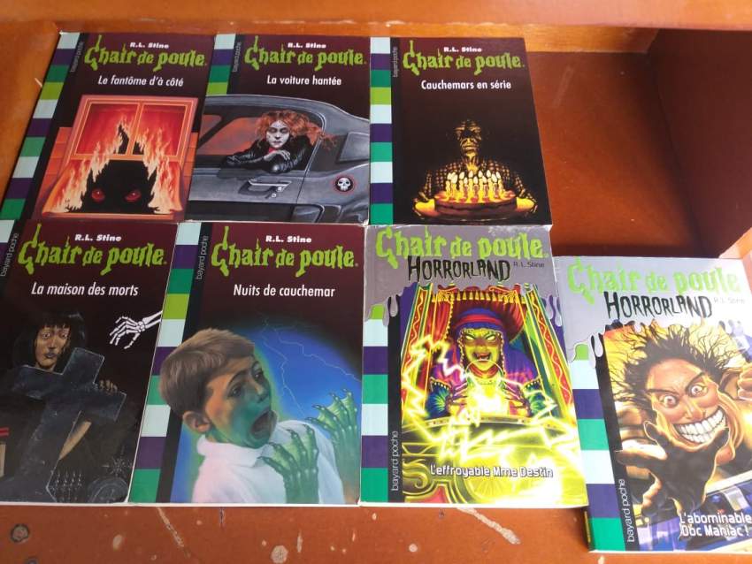 Chair de Poule on Aster Vender