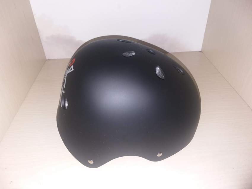 4 WHEELS ROLLER SHOES  - 3 - Others  on Aster Vender