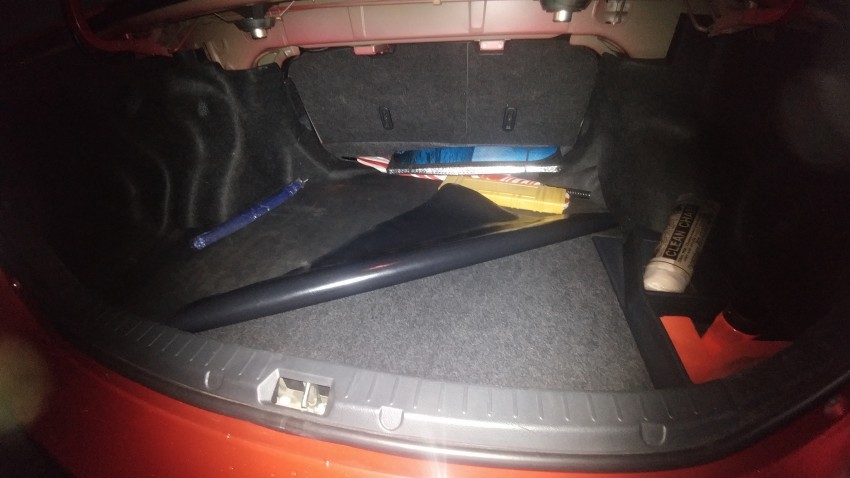 Toyota Corolla April 2014 (Japanese) - 4 - Family Cars  on Aster Vender