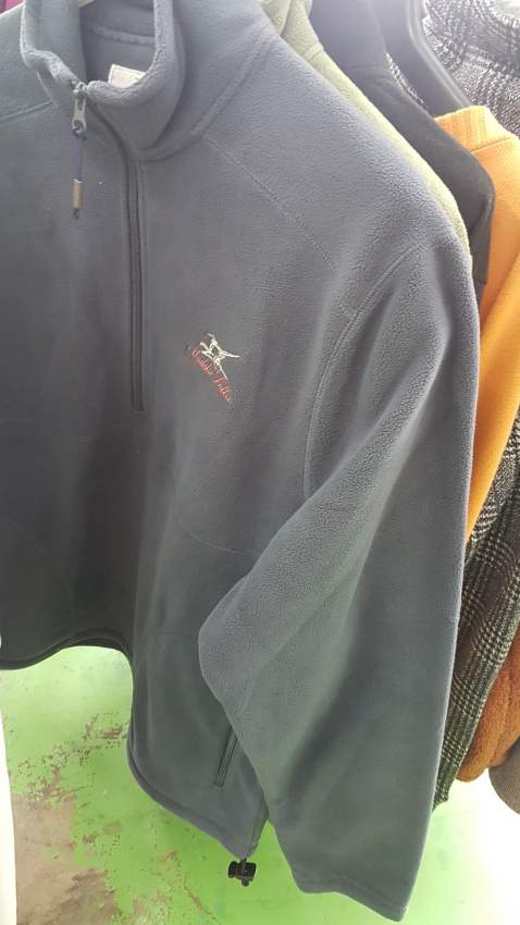 Man's long slvs hoodies from Rs 100 to 450. - 8 - Hoodies & Sweatshirts (Men)  on Aster Vender
