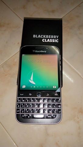 Blackberry Classic at AsterVender