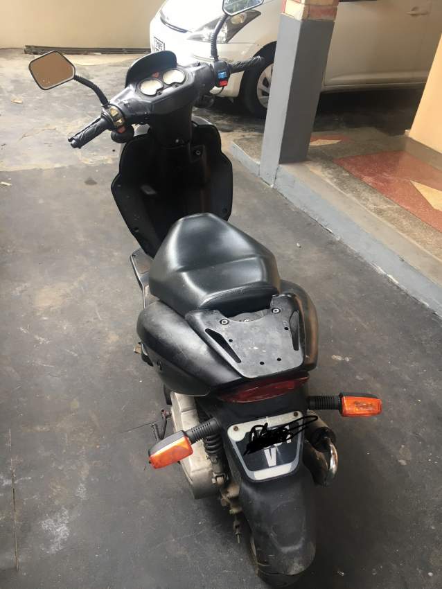 Scooter keeway 50cc - 1 - Scooters (upto 50cc)  on Aster Vender
