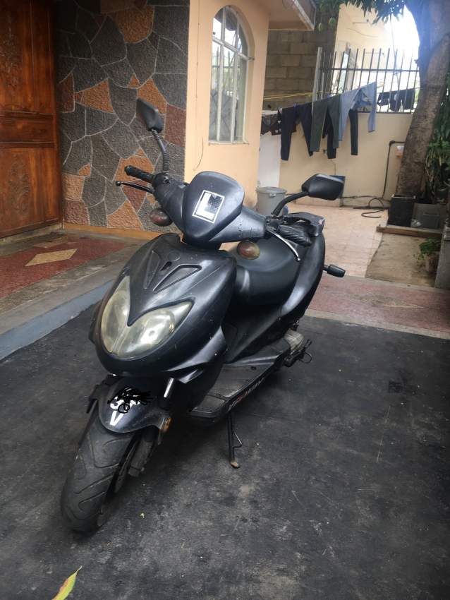 Scooter keeway 50cc - 3 - Scooters (upto 50cc)  on Aster Vender