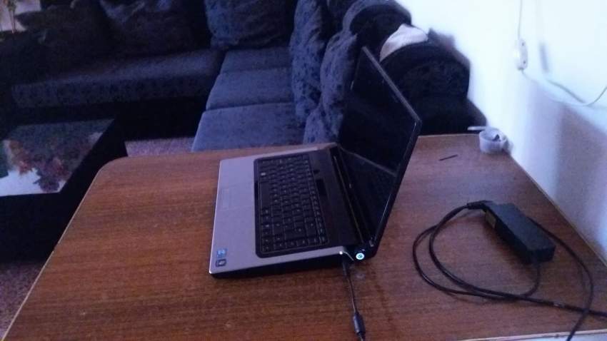 Laptop DELL STUDIO CORE I7 (8 LOGICAL CORES) and (L3 CACHE 6MB) on Aster Vender