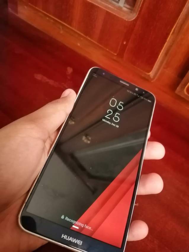 Mate 10 lite - 2 - Huawei Phones  on Aster Vender