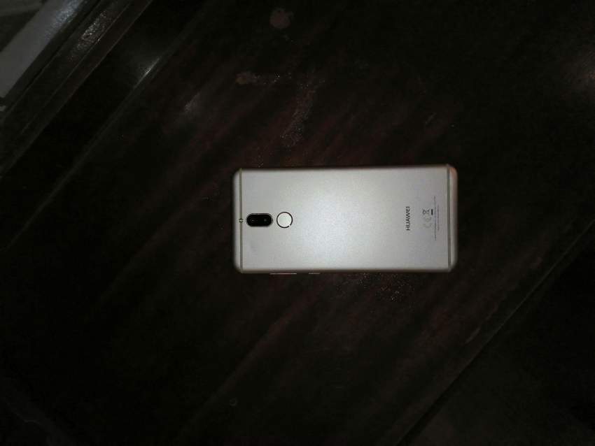 Mate 10 lite - 6 - Huawei Phones  on Aster Vender