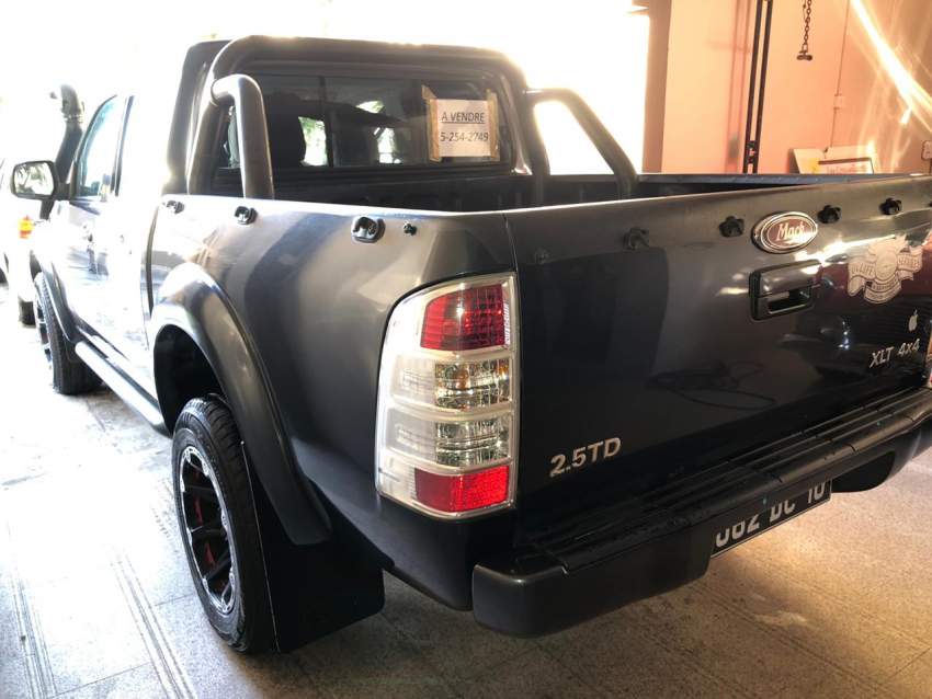Ford Ranger 2010 XLT 2.5TD - 2 - Pickup trucks (4x4 & 4x2)  on Aster Vender