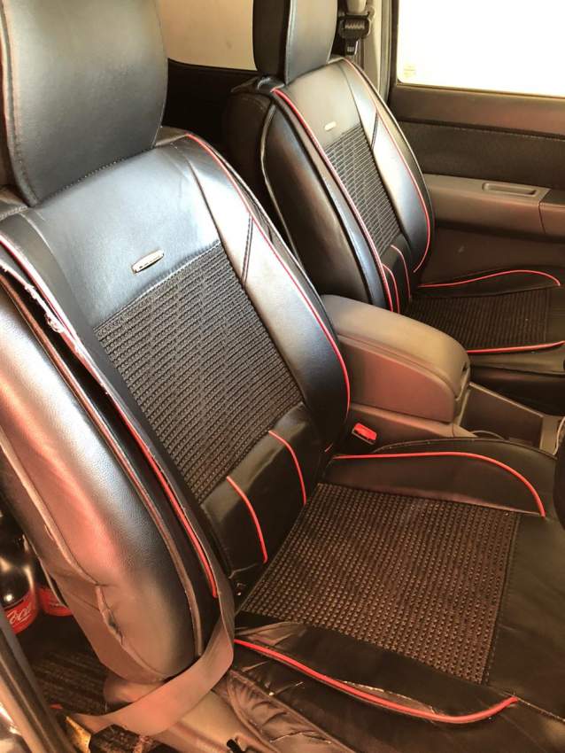 Ford Ranger 2010 XLT 2.5TD - 3 - Pickup trucks (4x4 & 4x2)  on Aster Vender