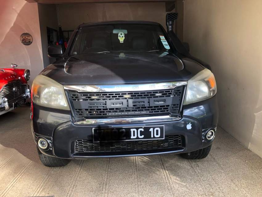 Ford Ranger 2010 XLT 2.5TD - 0 - Pickup trucks (4x4 & 4x2)  on Aster Vender