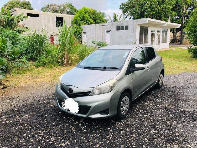 VENDS TOYOTA VITZ 2011 - 0 - Family Cars  on Aster Vender