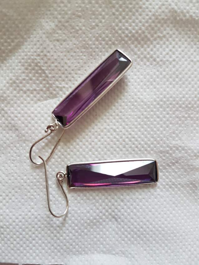 Silver Earrings with Amethyst Gems on Aster Vender